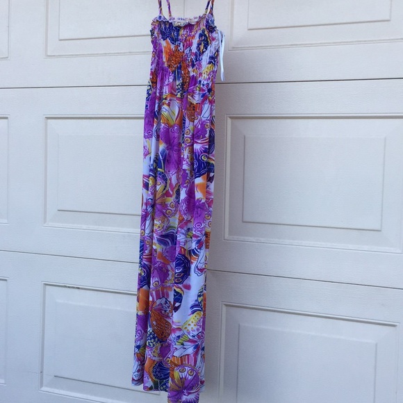 Dress - Picture 5 of 5